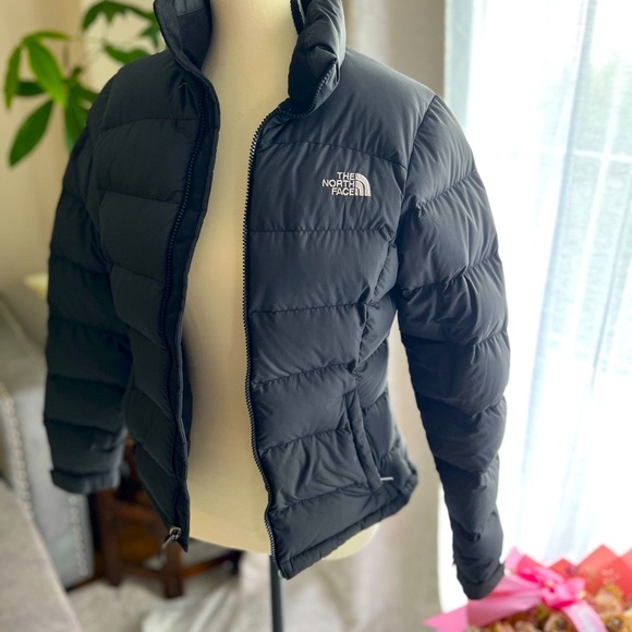 🔥🔥The North Face Black Puffer Jacket with High Collar🔥🔥 - Picture 7 of 14